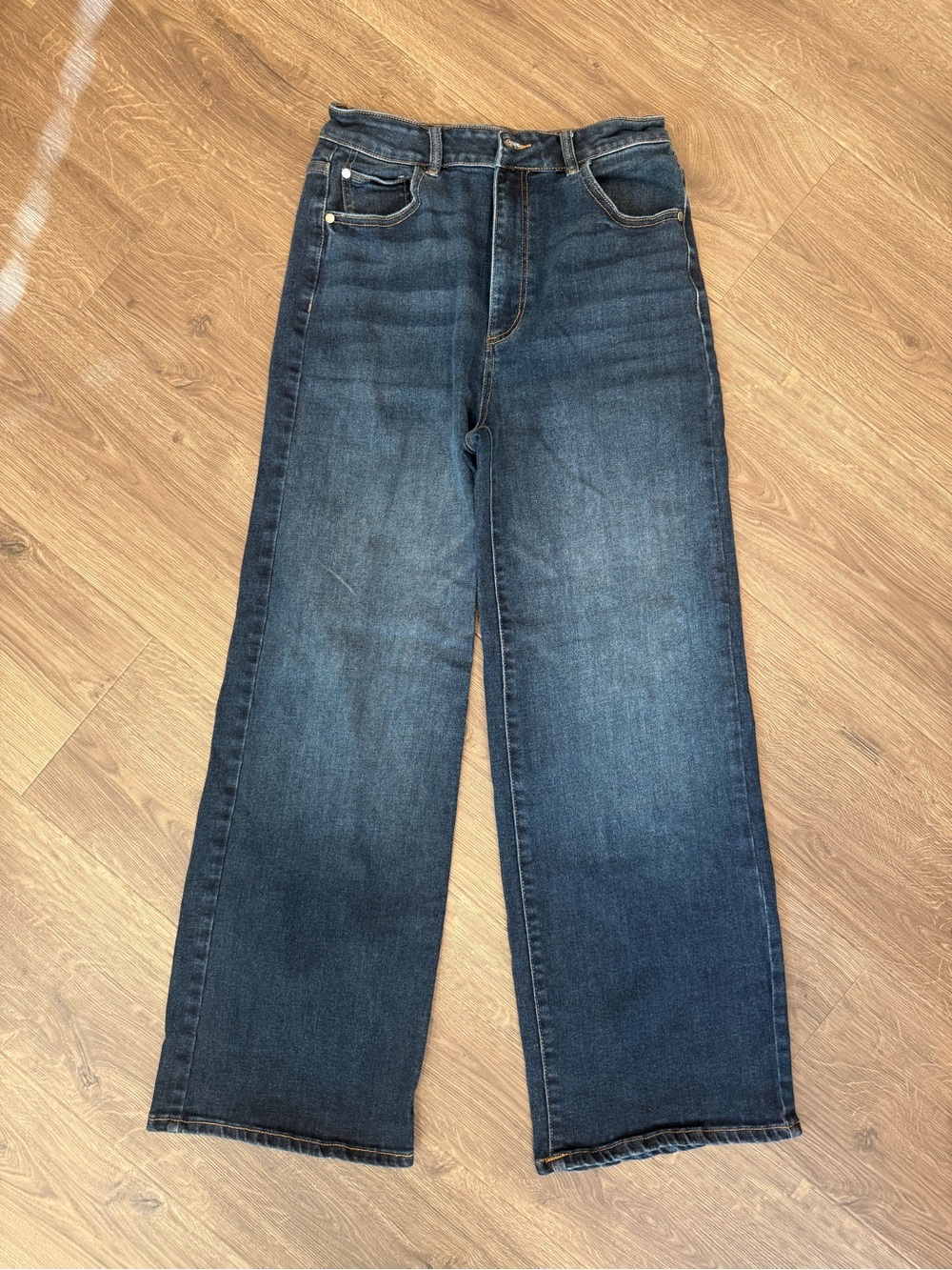 Well Worn Dark Blue Straight Legged Jeans Size 8/29
